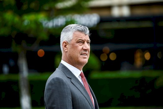 hashim-thaci-feston-ditelindjen,-mbush-58-vjet