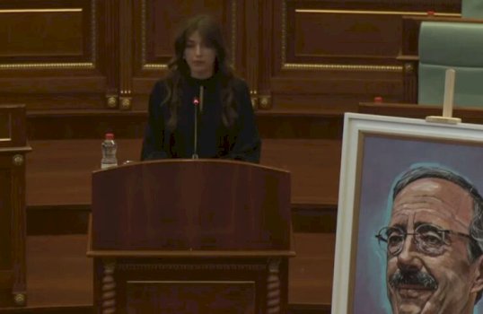 haxhiu:-engel-ngriti-zerin-kur-kosova-po-vuante-nen-regjimin-e-millosheviqit-dhe-bota-hezitonte-te-vepronte