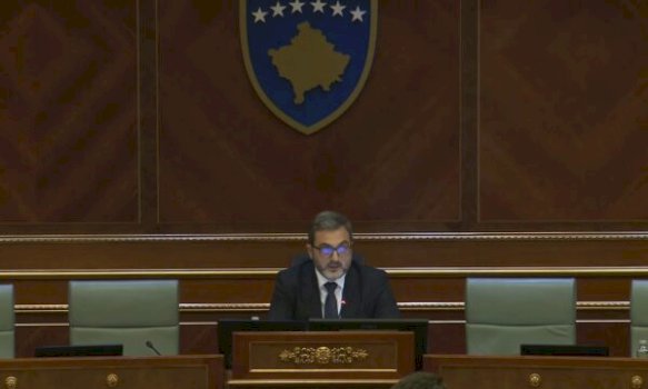 hashim-thacit-i-shkon-nje-urim-per-ditelindje-edhe-nga-vv,-gola:-urimit-i-bashkengjitem-edhe-une