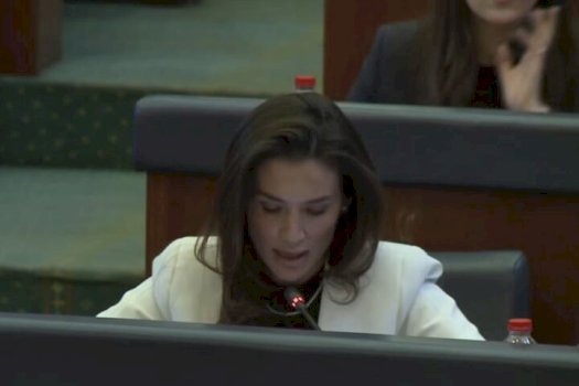 musliu-shoshi-i-drejtohet-kurtit:-ke-fuqine-me-zhbe-gjykaten-speciale,-pse-nuk-e-merr-iniciativen?