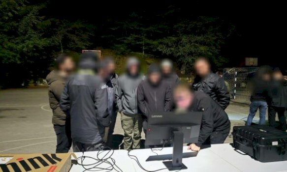 certifikohen-12-zyrtare-policore,-perfunduan-trajnimin-per-drone-dhe-antidrone-–-policia-jep-detaje