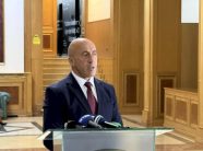haradinaj:-propozimi-i-kurtit-per-president-eshte-loje-per-ta-cuar-vendin-ne-zgjedhje