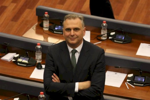 bajqinovci-u-ben-“presion”-pdk’se-e-ldk’se:-opozite-ende-jemi-ne-pritje-te-tre-emrave