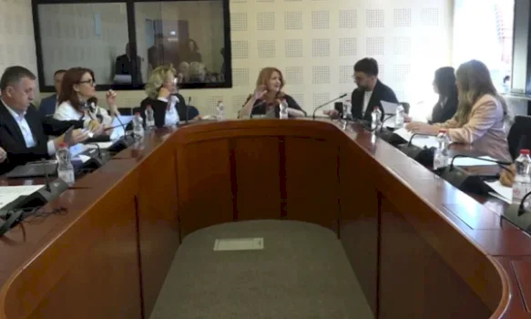 debat-per-specialen,-nga-kerkesa-per-raportim-te-terheqja-e-behramit