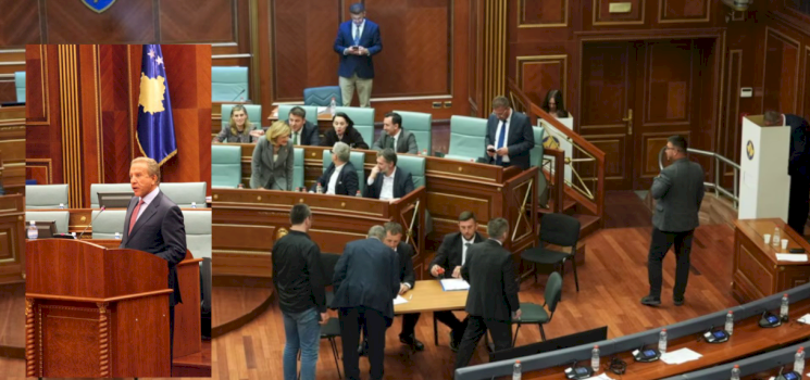 cka-thoshte-kushtetuesja-per-rastin-“pacolli”-qe-vv-e-injoroi-sonte?