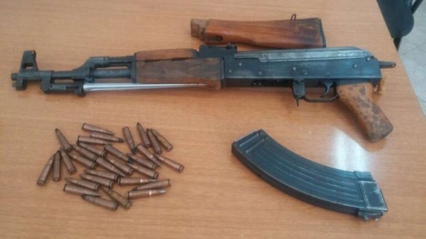 kapen-7-arme,-nje-granate-dhe-mbi-100-fisheke-per-nje-jave-ne-peje