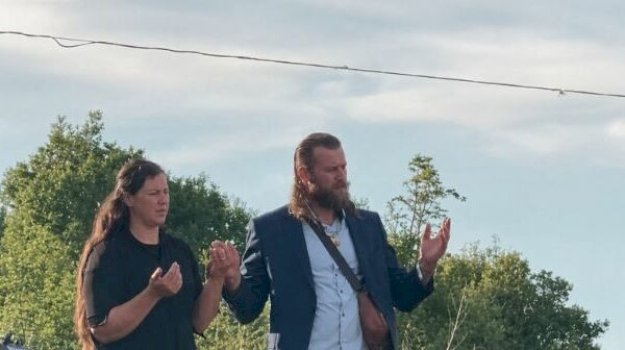 gjendet-nje-nga-makinat-e-perdorura-ne-atentatin-ndaj-ciftit-mujeci-ne-lezhe,-autoret-mbeten-ne-arrati