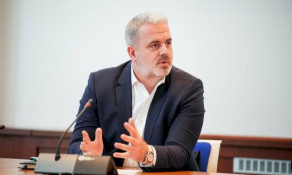 azemi:-ldk-ia-dha-zgjidhjen-por-kurti-nuk-e-deshi-vjosen-presidente,-e-futi-vendin-ne-krize