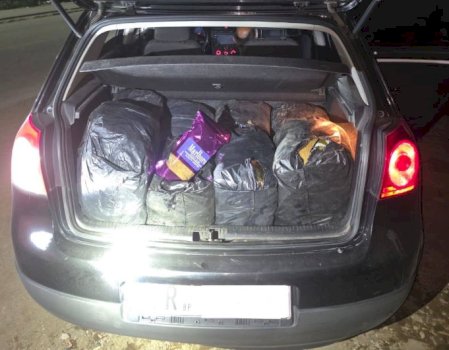 aksion-kunder-kontrabandes,-kapet-serbi-qe-po-fuste-ne-te-“zezen”-duhan-ne-kosove