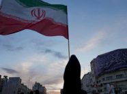 okb-paralajmeron-se-irani-ekzekutoi-21-persona-dhe-arrestoi-mijera-qe-nga-fillimi-i-luftes