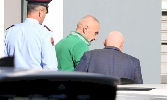 i-shkoi-metes-ne-burg,-balliu:-jeton-ne-kushte-te-keqija,-po-hakmerren-politikisht