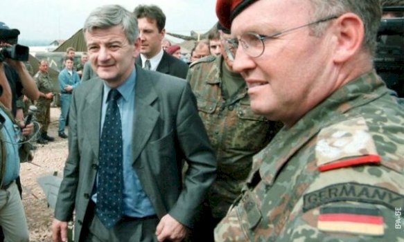 fischer-mbron-nderhyrjen-ne-kosove-me-1999:-e-fajesoj-veten-qe-mu-desh-aq-shume-kohe-ta-kuptoja-natyren-e-vertete-te-konfliktit