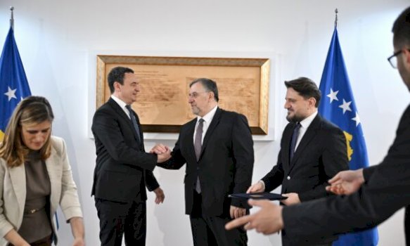 kurti-e-pret-ternaven-ne-kryeministri,-lidhin-marreveshje-per-rindertimin-e-xhamise-se-ibrit