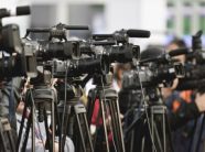 bajraktari:-pa-media-te-lira,-demokracia-zbehet-dhe-e-verteta-hesht