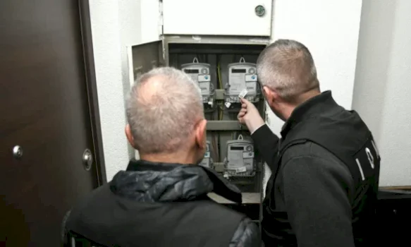 parregullsite-me-njehsoret:-kesco-s’ka-nisur-kompensimin,-keds-ne-korrigjim