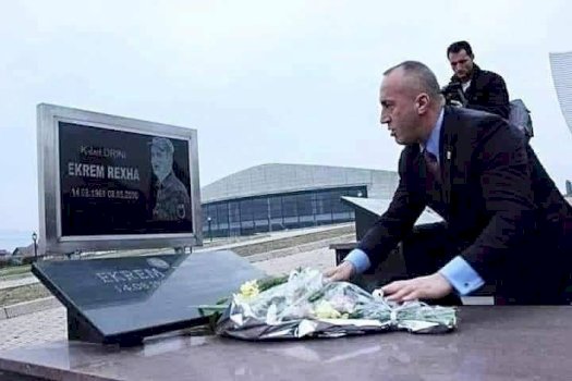 haradinaj-perkujton-komandant-drinin-dhe-deshmoret-e-8-majit:-sakrifica-e-tyre-eshte-themeli-i-lirise-se-kosoves