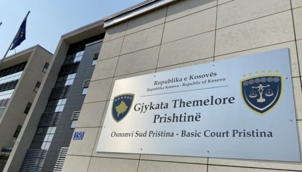 gjykata-ne-prishtine-refuzon-paraburgimin-ndaj-tre-te-pandehurve,-cakton-masa-te-tjera-sigurie