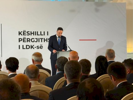 abdixhiku-propozon-vjosa-osmanin-bartese-te-listes-se-ldk-se-dhe-kandidate-per-presidente