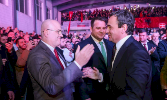 haxhi-avdyli-i-ankohet-albin-kurtit-se-po-i-thone-“udb-bash”-ne-rrjete-sociale:-ma-keni-preke-bacen-dan