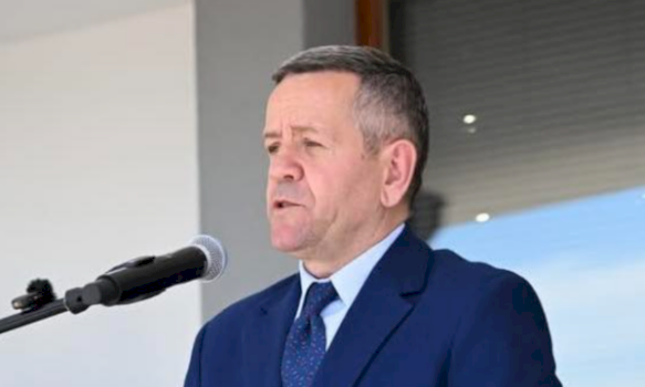 rrustem-mustafa-shkruan-nje-dite-pasi-doli-lajmi-se-do-te-kthehet-ne-gare:-pdk-mundet-bashke