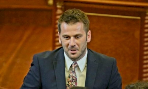 kerceli:-shumica-parlamentare-ka-vepruar-ne-nje-ritem-te-shpejte-per-shkak-te-nevojes-per-vendimmarrje-efikase-dhe-jo-per-te-shmangur-demokracine