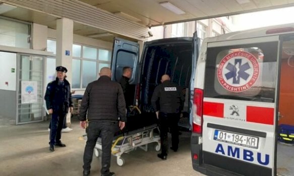 raportohet-per-nje-rrahje-masive-ne-skenderaj,-nje-person-niset-me-autoambulance-drejt-spitalit