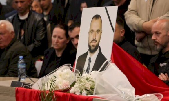 komuna-e-decanit-mban-akademi-perkujtimore-per-rifat-stojkaj:-ikja-e-tij-eshte-humbje-per-te-gjithe
