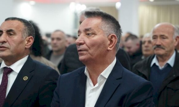 pal-lekaj:-s’do-te-garoje-ne-zgjedhjet-e-7-qershorit,-po-i-hap-dyert-per-anetaret-e-rinj