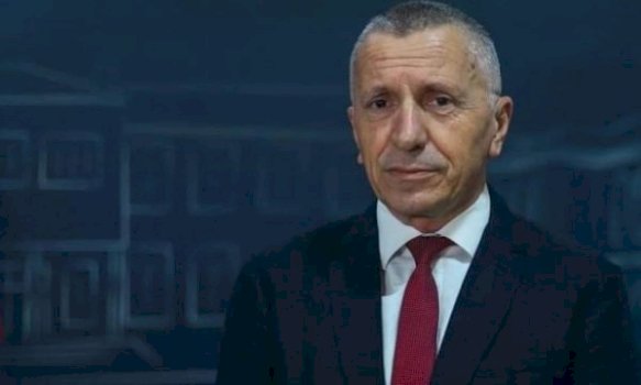 kamberi-dhe-dy-deputete-te-tjere-paraqesin-rezolute-per-denimin-e-krimeve-te-kryera-ne-kosove