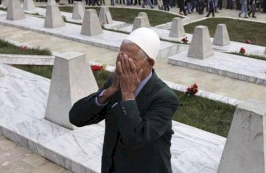 27-vjet-nga-masakra-e-qyshkut-ku-u-vrane-barbarisht-44-burra