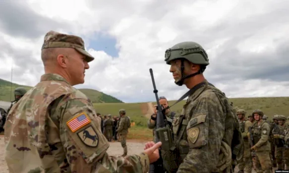 shba-i-dha-driten-e-gjelber-armatimit-ne-vlere-14-milionesh,-afa:-amerikanet-kane-qene-gjithmone-prane-kosoves
