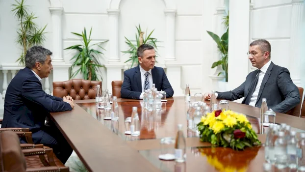 mexhiti-dhe-kasami-takojne-mickoskin,-bisedohet-per-kerkesat-e-studenteve-shqiptare