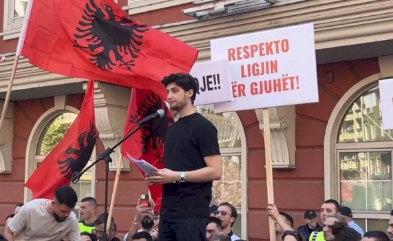 organizatori-i-protestes-ne-shkup,-ademi:-lejoni-te-hyjne-ne-kufi-vellezerit-nga-shqiperia