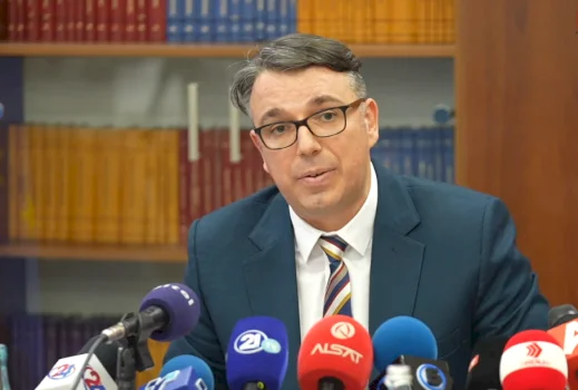 ministri-i-drejtesise:-s’ka-provim-ne-shqip,-eshte-ceshtje-e-mbyllur