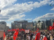 “duam-te-drejten-qe-na-takon”,-studentet-ne-shkup-kerkojne-pergjegjesi-per-pamundesine-e-dhenies-se-jurisprudences-ne-shqip-(video)