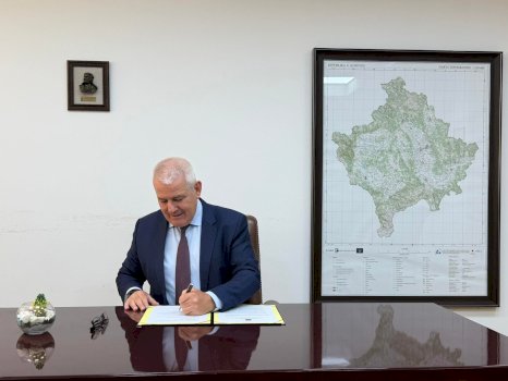 svecla:-po-behet-xhandarmeria-e-republikes-se-kosoves