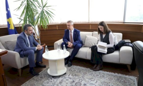 hargreaves-takohet-me-radoniqin,-konfirmon-se-mbeshtetja-kibernetike-per-kqz-ne-do-te-vazhdoje
