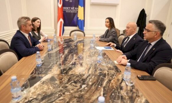 haradinaj-pret-ne-takim-hargreaves-–-flasin-per-proceset-neper-te-cilat-po-kalon-kosova