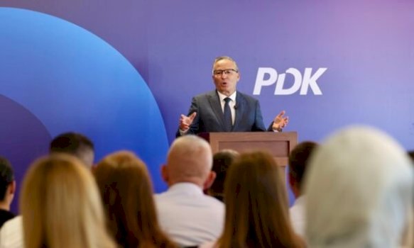 hamza:-qeverisjen-tone-e-dorezuam-me-kosoven-shtet-te-pavarur-e-institucione-stabile-–-gjashte-vitet-e-fundit-sollen-regres