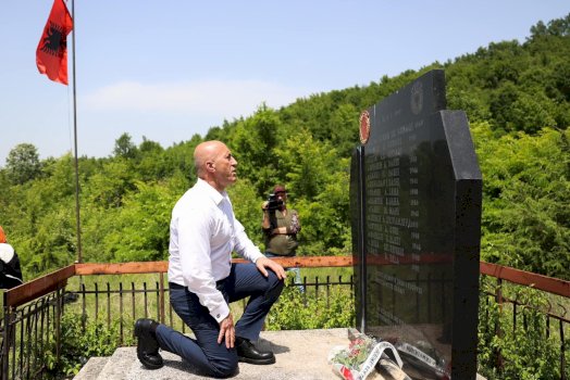 haradinaj-kujton-te-renet-ne-sagone:-kacaniku-me-rrethine-i-doli-zot-atdheut-ne-te-gjitha-etapat