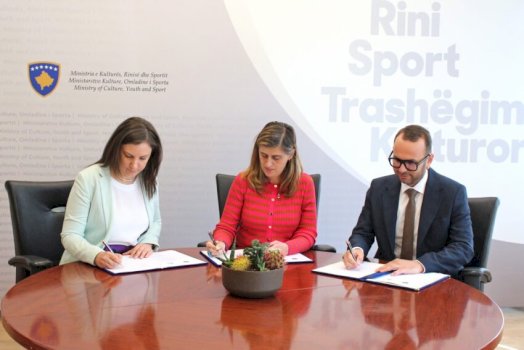 Nënshkruhet marrëveshja për mbrojtjen e Kalasë së Prizrenit: Projekt 450 mijë euro për dislokimin e rezervuarit 