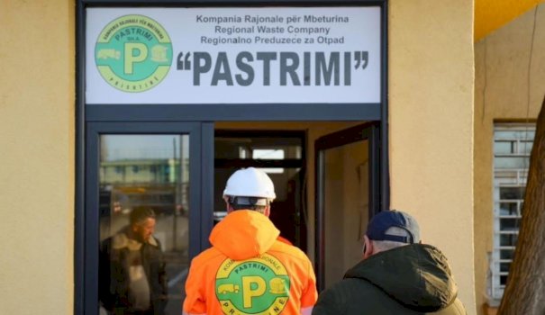 pastrimi”-paralajmeron-gjoba-deri-ne-500-euro:-pa-tolerim-per-hedhjen-e-mbeturinave-ne-hapesira-publike