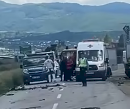 aksident-i-rende-ne-rrugen-viti-kllokot,-tre-persona-dergohen-ne-spital