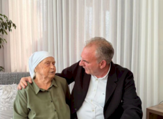limaj-viziton-nenen-e-hashim-thacit-per-bajram:-urojme-qe-festat-e-ardhshme-t’i-presim-bashke