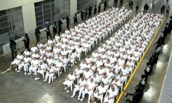 hane-oriz-e-fasule-cdo-dite-dhe-flene-pa-dysheke-dhe-jasteke-–-brenda-burgut-me-vdekjeprures-ne-bote-ne-el-salvador