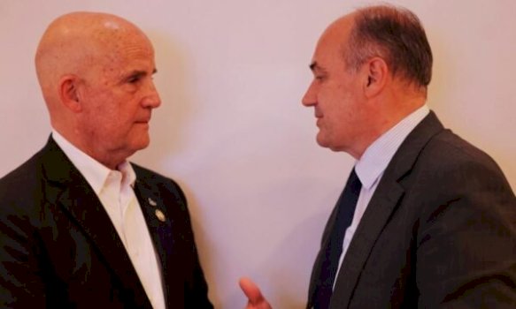 enver-hoxhaj-takon-kongresistin-amerikan,-kerkon-mbeshtetje-nga-shba-per-lirimin-e-thacit,-veselit,-selimit-dhe-krasniqit