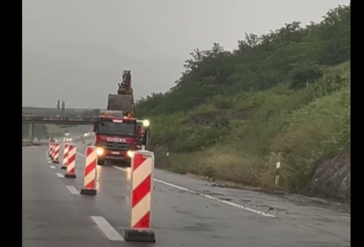 burim-ramadani-publikon-pamje-nga-autostrada:-ka-nisur-heqja-e-dheut-qe-ka-rreshqitur