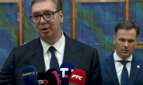 tema-e-kosoves,-vuciq-kritikon-perendimin-pas-kthimit-nga-kina:-po-te-donin,-do-t’i-detyronin-per-asociacionin