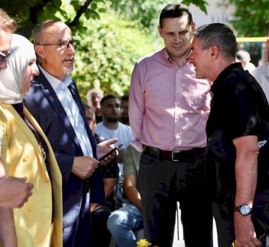 bekim-haxhiu:-stop-krizes,-ndrysho-kosoven