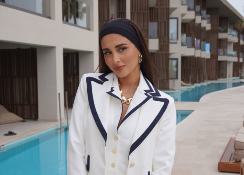 Jori shfaqet me elegancë të rrallë: reagimet e fansave pas pamjes së saj të bukur
